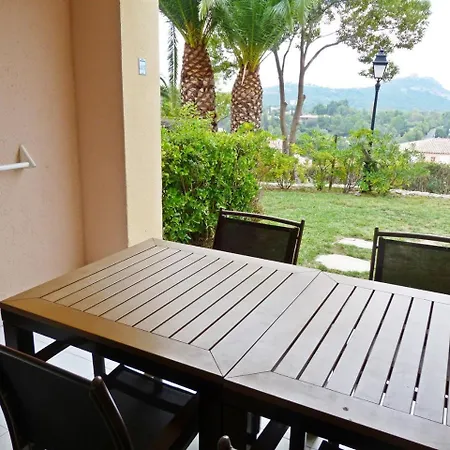 Cap Esterel Village : 2 Pieces Rez De Jardin Centre P1 -281la