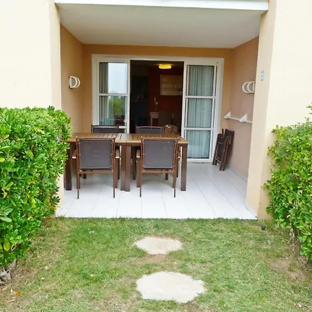 Cap Esterel Village : 2 Pieces Rez De Jardin Centre P1 -281la Saint-Raphael (Var)
